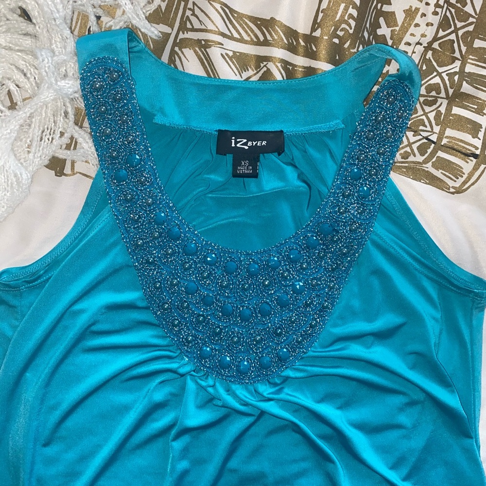 Tank-top - Picture 2 of 3